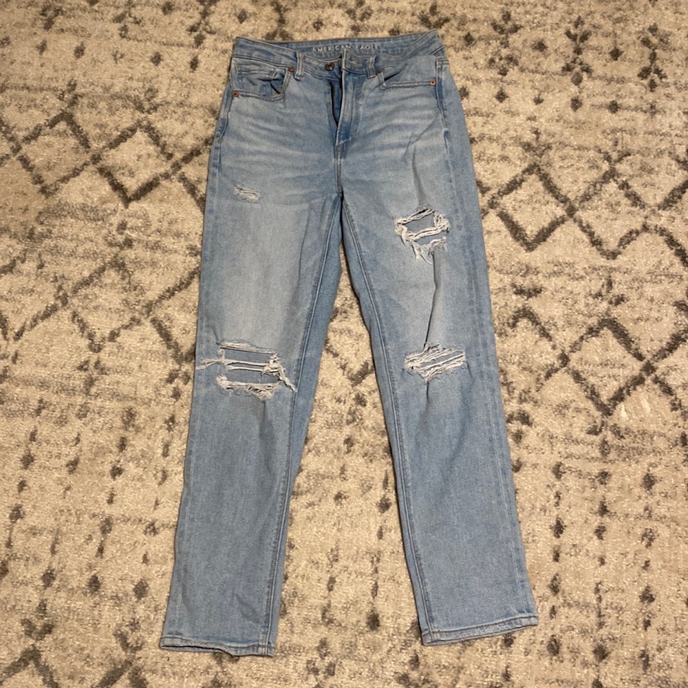 American Eagle Mom Jeans